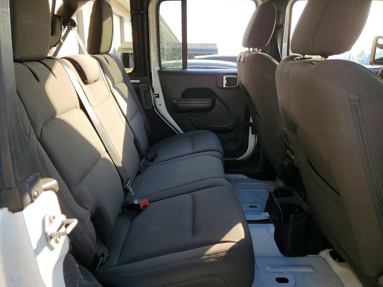 2018 JEEP WRANGLER UNLIMITED SPORT photo 21