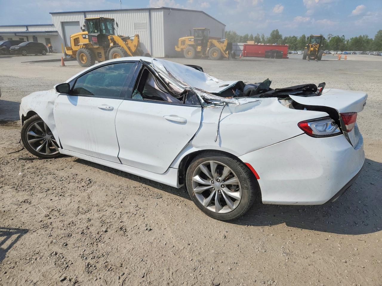2015 CHRYSLER 200 S photo 3