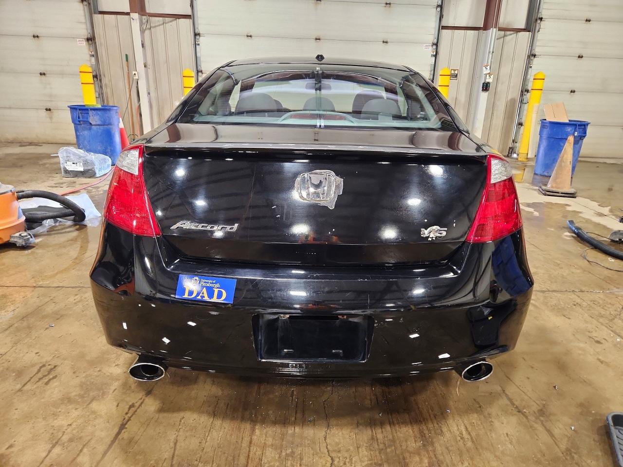 2010 HONDA ACCORD EXL photo 11