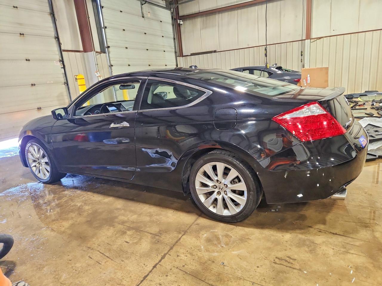 2010 HONDA ACCORD EXL photo 3