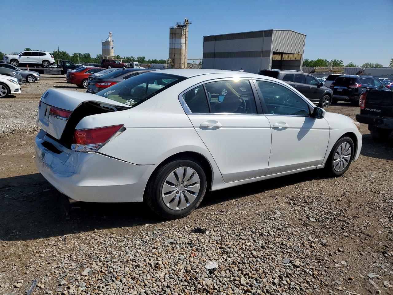2012 HONDA ACCORD LX photo 5