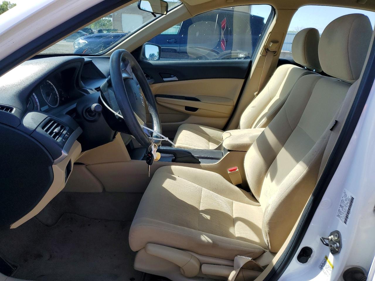 2012 HONDA ACCORD LX photo 13