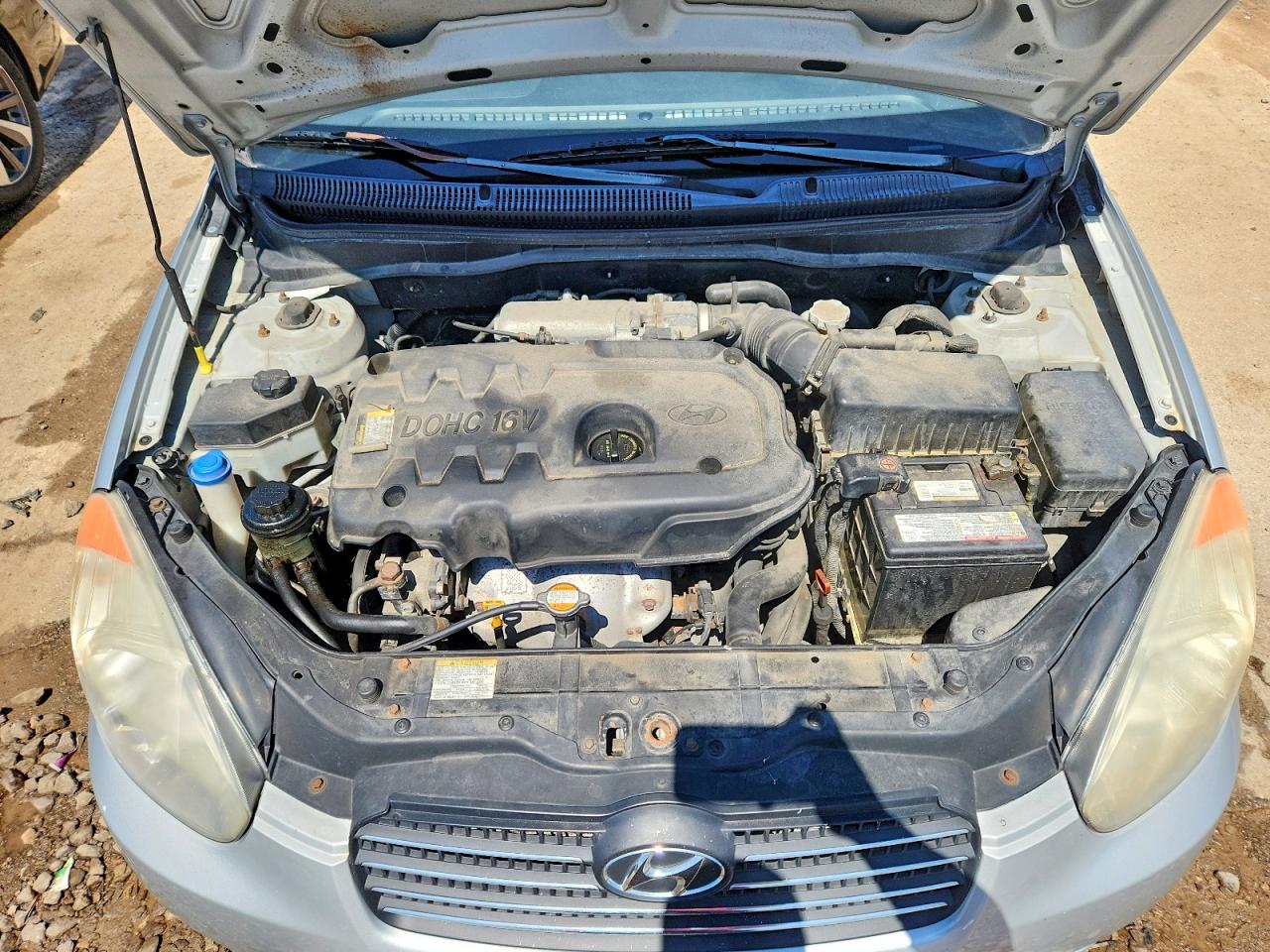2008 HYUNDAI ACCENT GLS photo 31