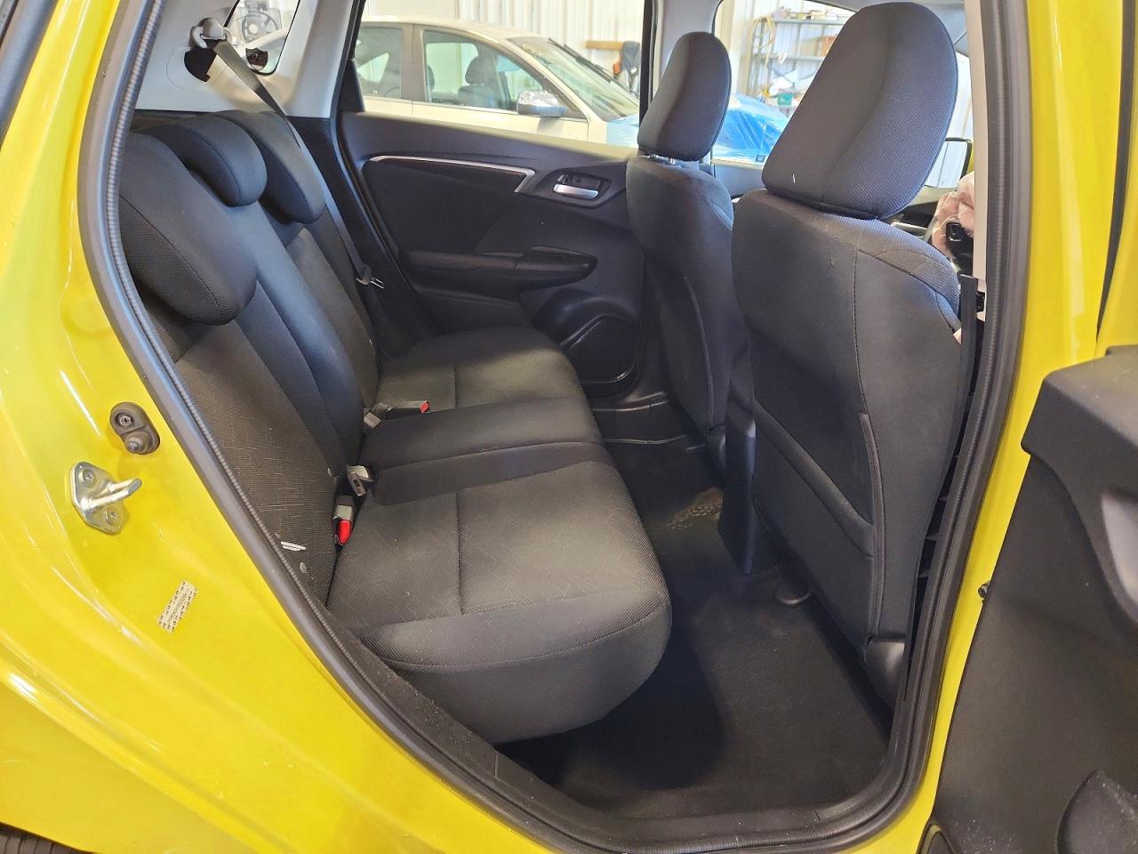 2016 HONDA FIT EX photo 28