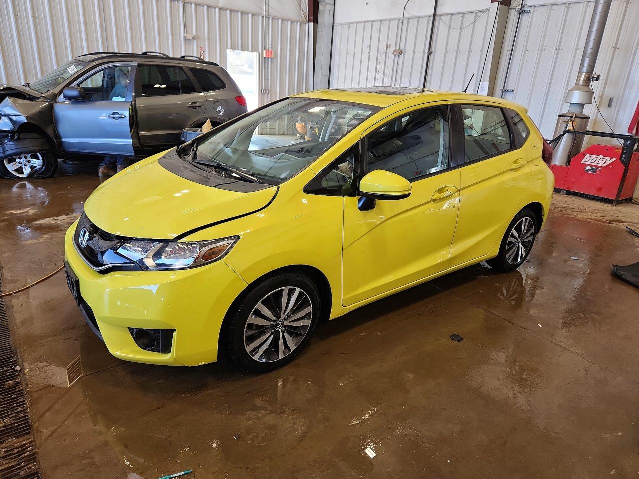 2016 HONDA FIT