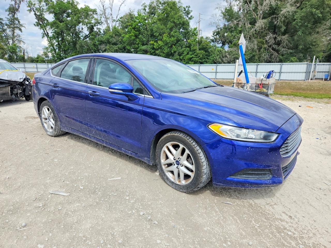 2016 FORD FUSION SE photo 4