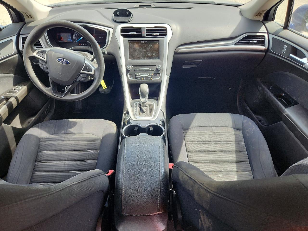 2016 FORD FUSION SE photo 8