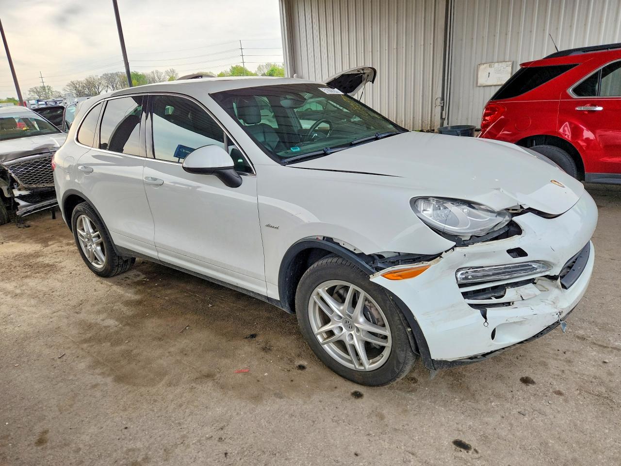 2013 PORSCHE CAYENNE photo 10