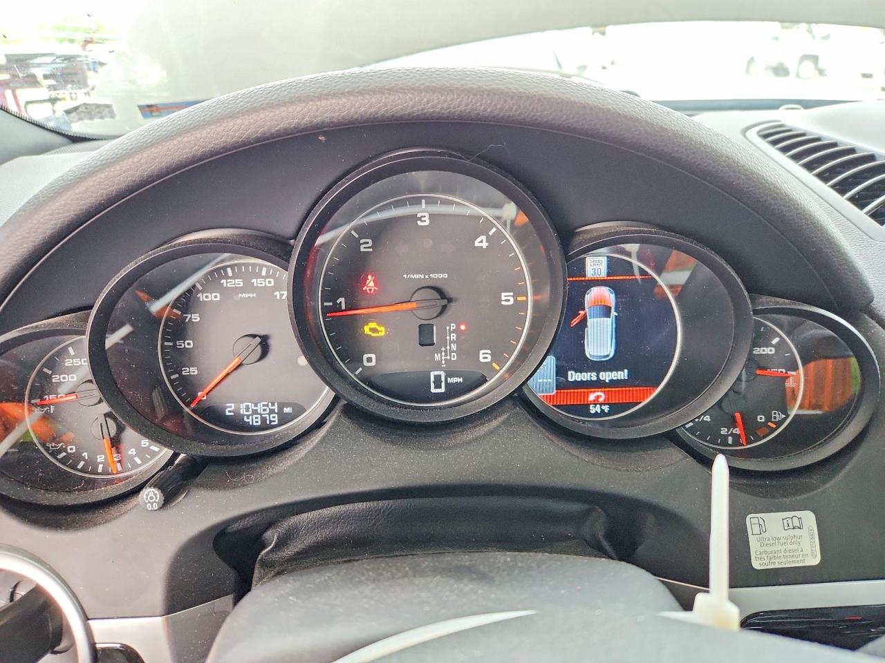 2013 PORSCHE CAYENNE photo 25