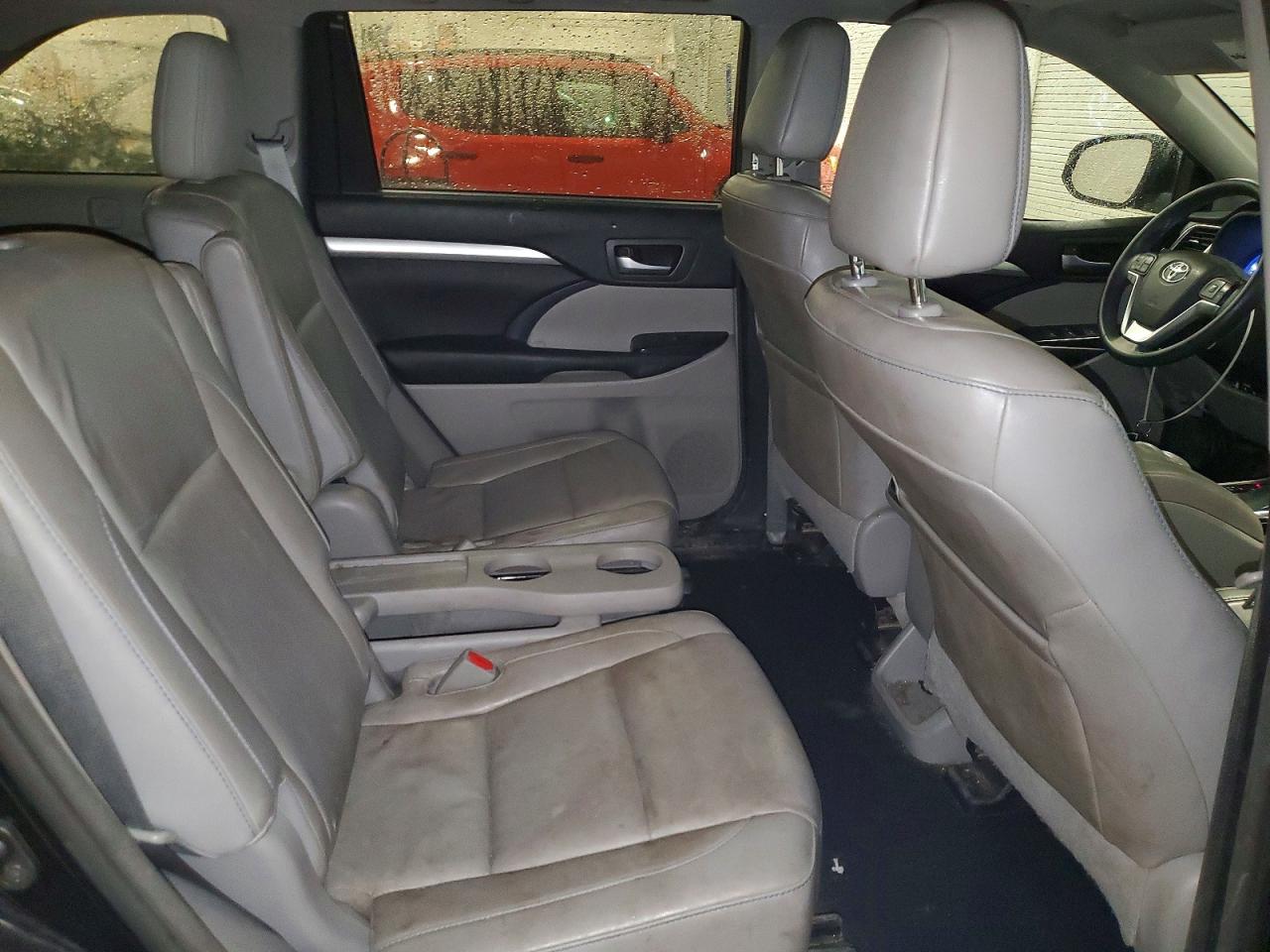 2016 TOYOTA HIGHLANDER photo 21