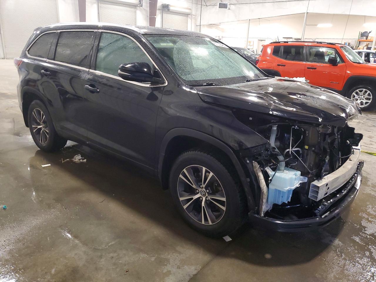 2016 TOYOTA HIGHLANDER photo 7