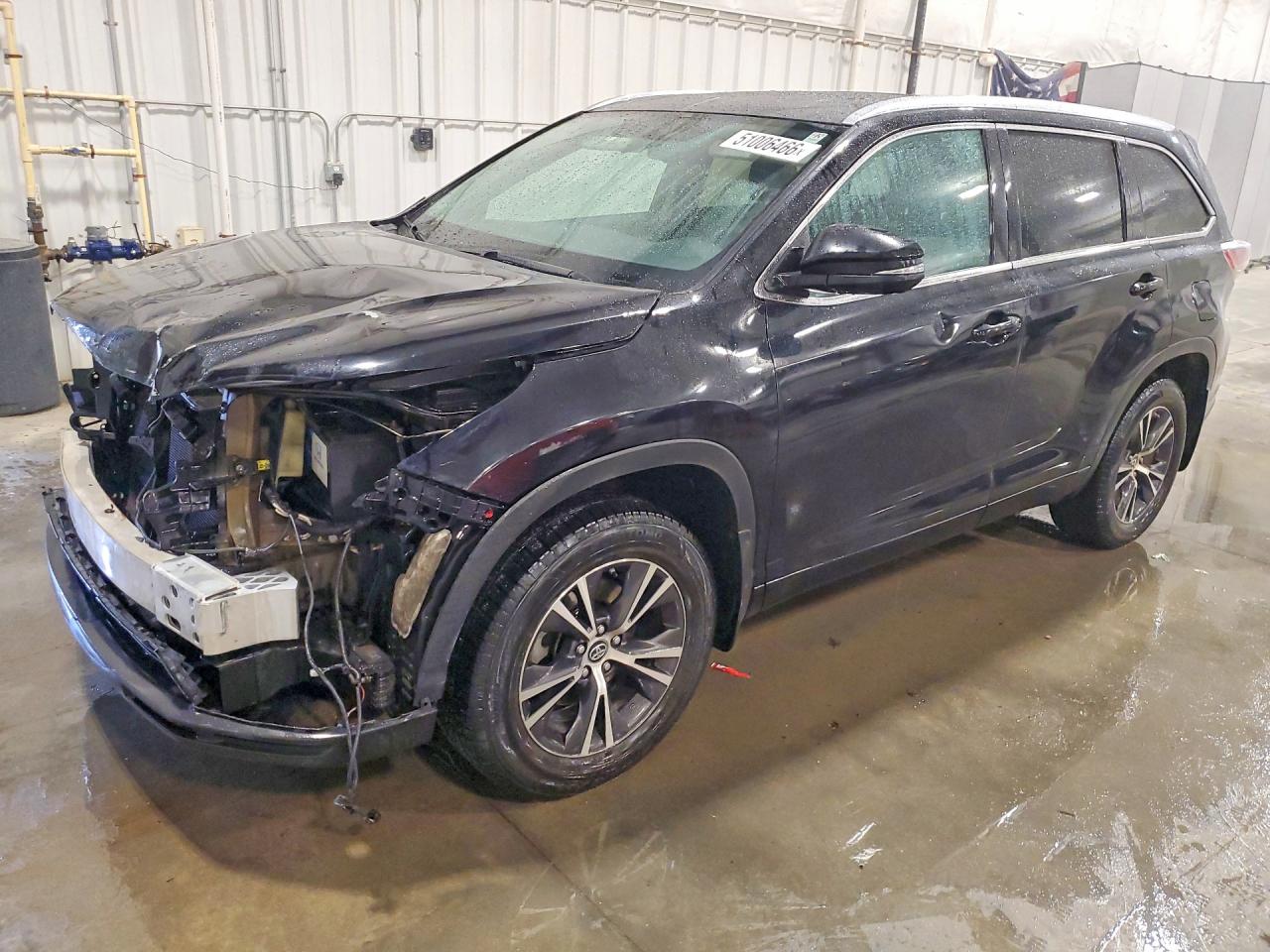 2016 TOYOTA HIGHLANDER