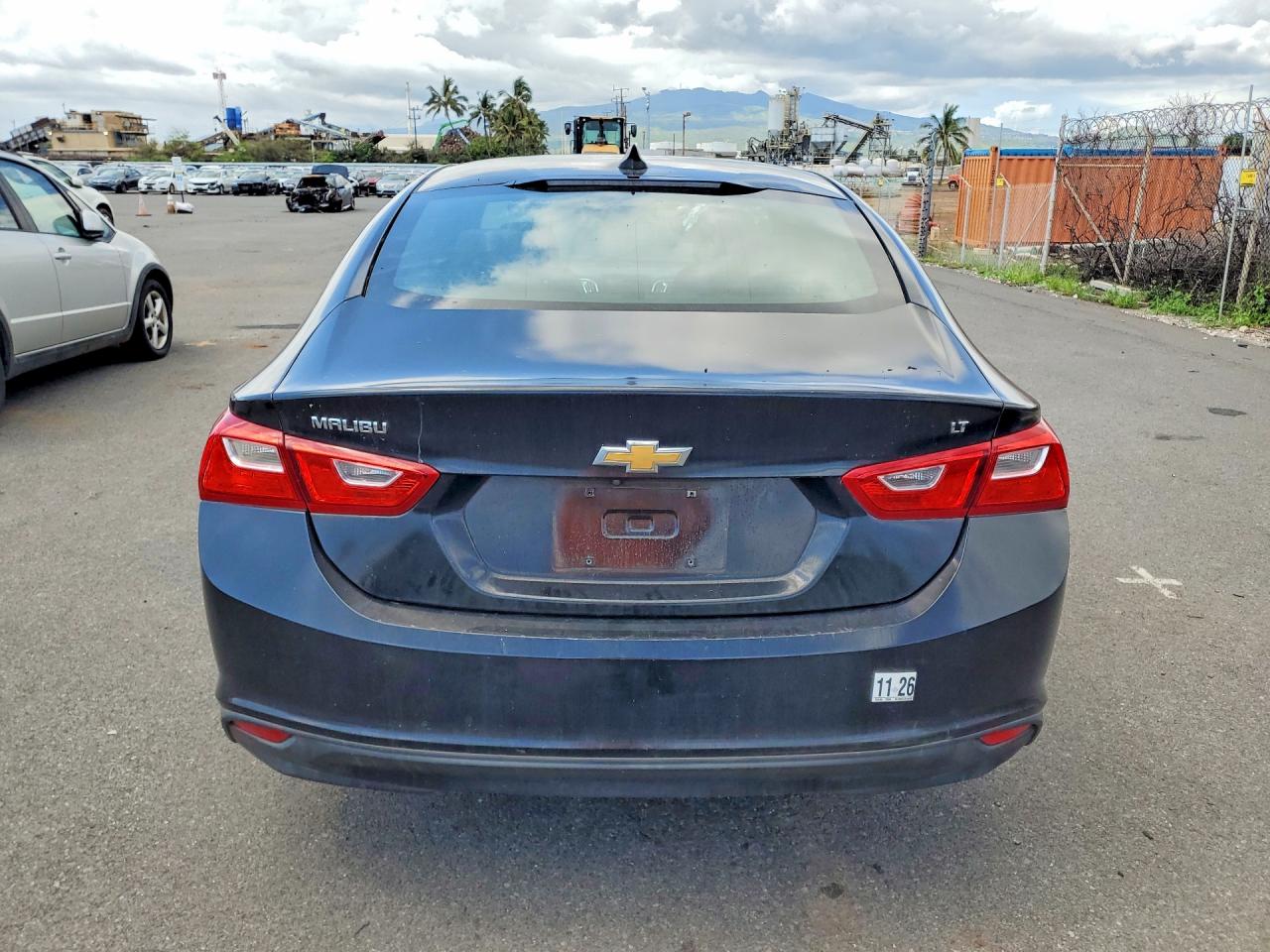 2018 CHEVROLET MALIBU LT photo 6