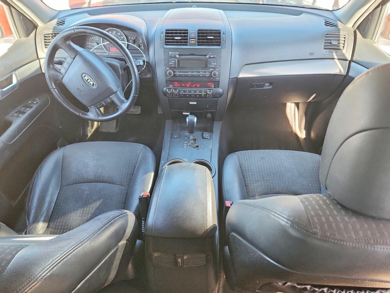 2009 KIA BORREGO LX photo 15