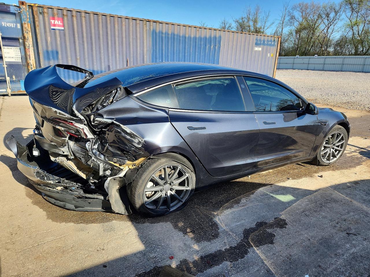 2024 TESLA MODEL 3 photo 3
