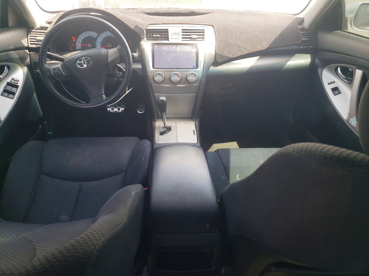2011 TOYOTA CAMRY SE photo 8
