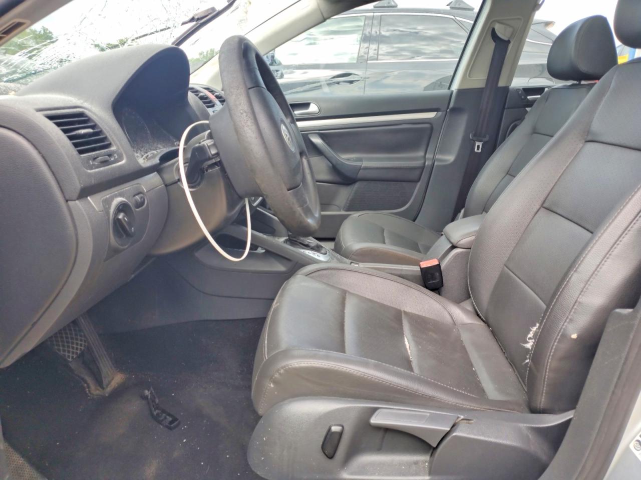 2009 VOLKSWAGEN JETTA SE photo 13