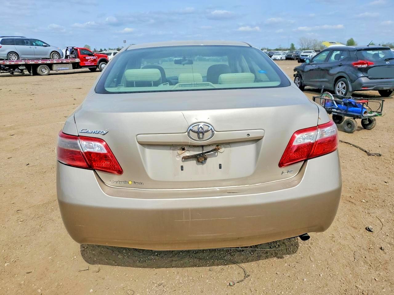 2007 TOYOTA CAMRY LE photo 11
