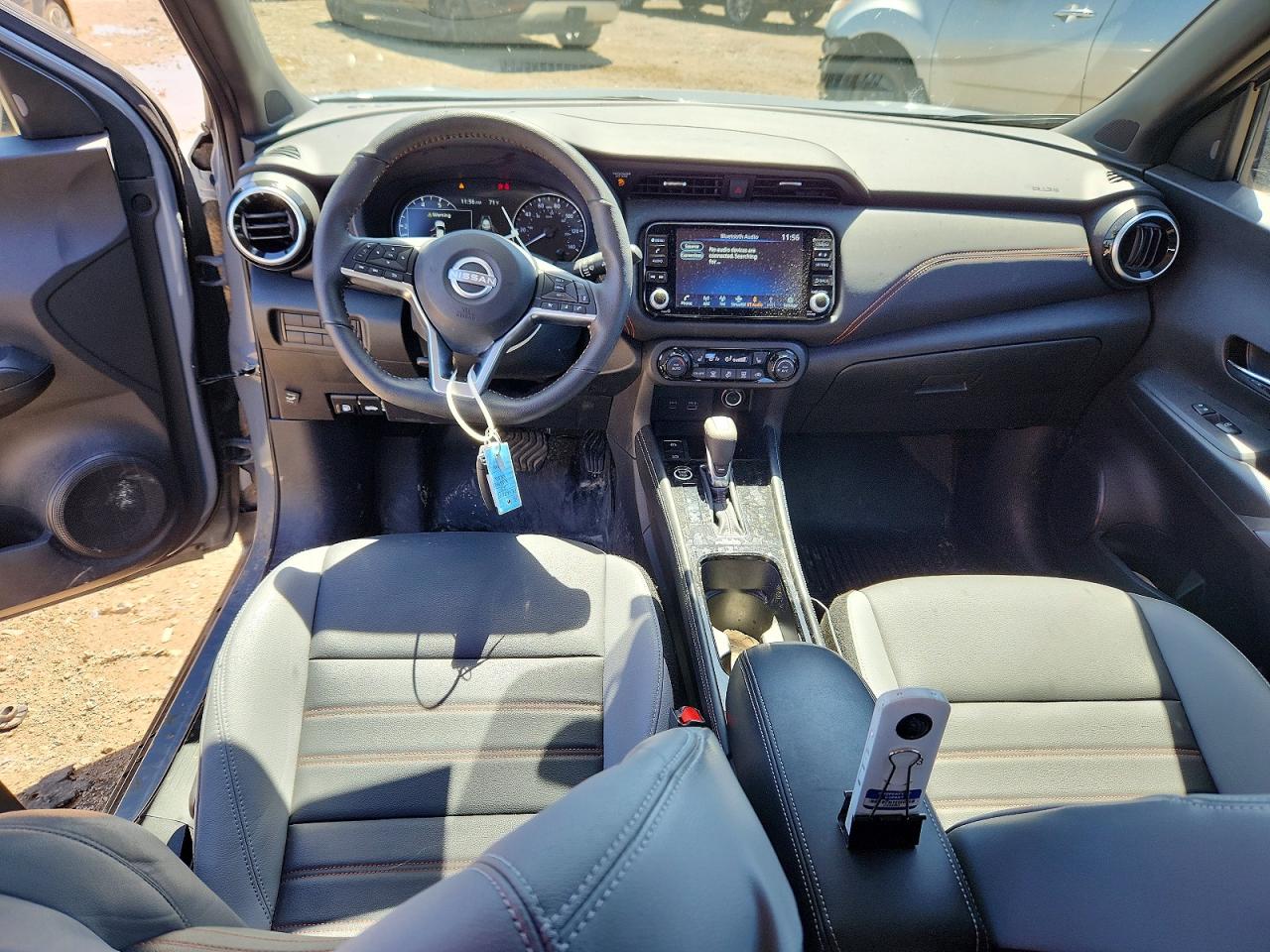 2023 NISSAN KICKS SR photo 15