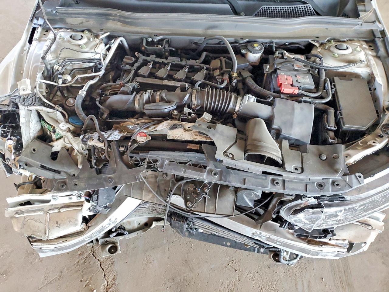 2018 HONDA ACCORD EX photo 11