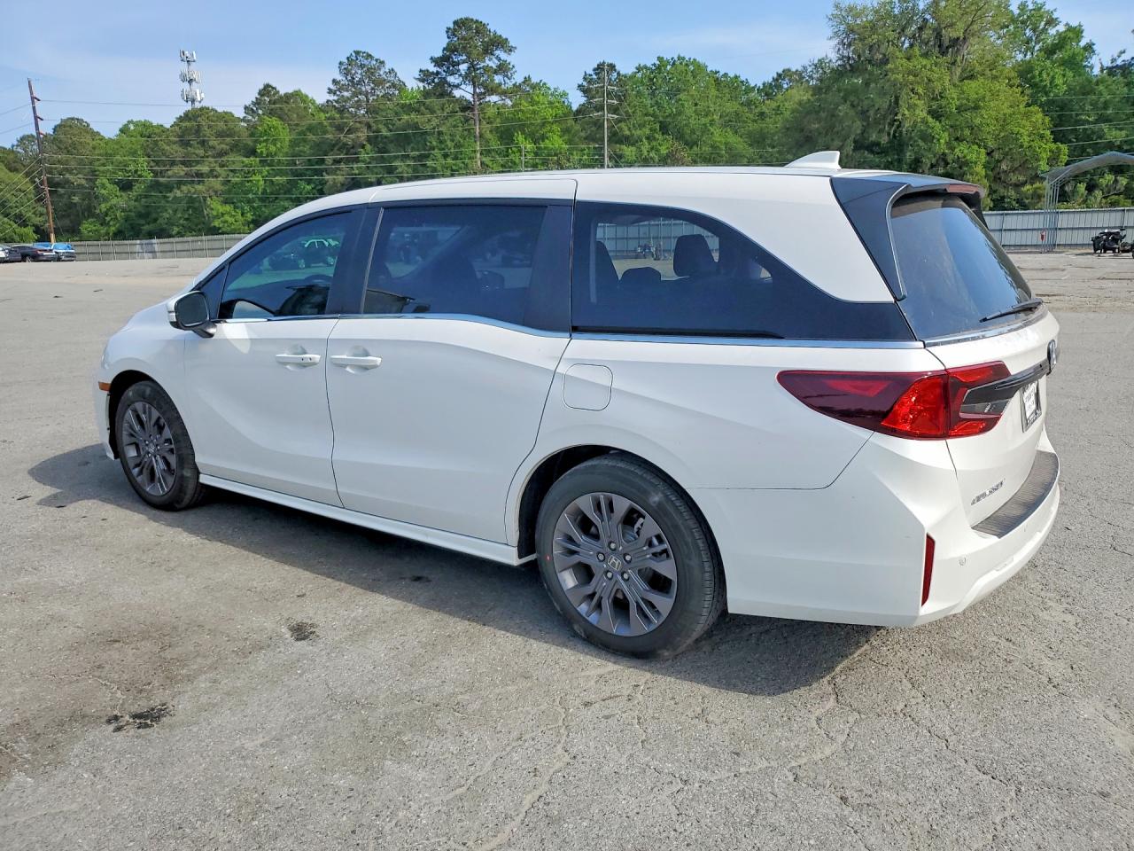 2026 HONDA ODYSSEY TOURING photo 4