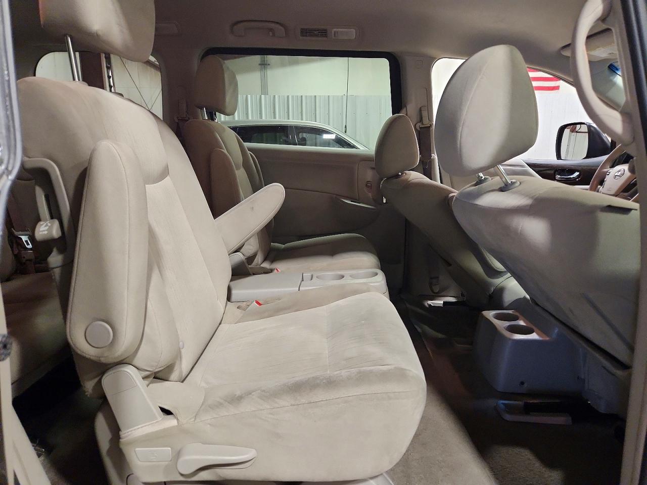 2016 NISSAN QUEST 3.5 SV photo 21