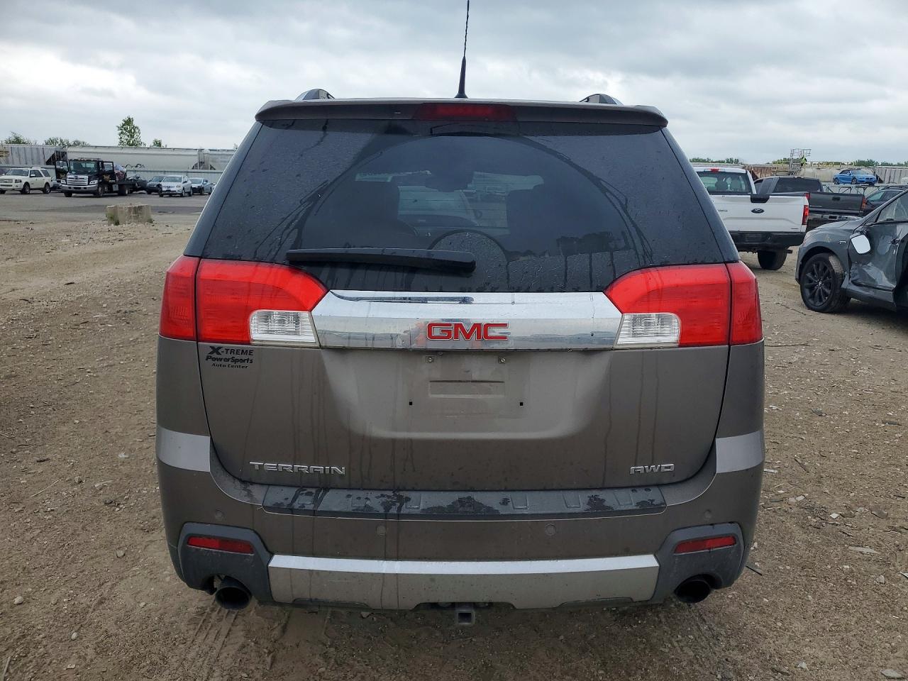 2012 GMC TERRAIN SLT photo 6