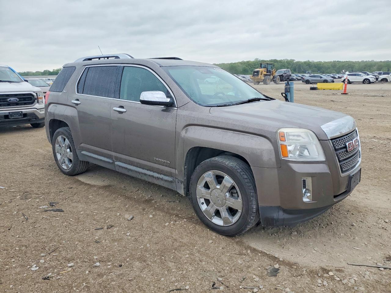 2012 GMC TERRAIN SLT photo 4