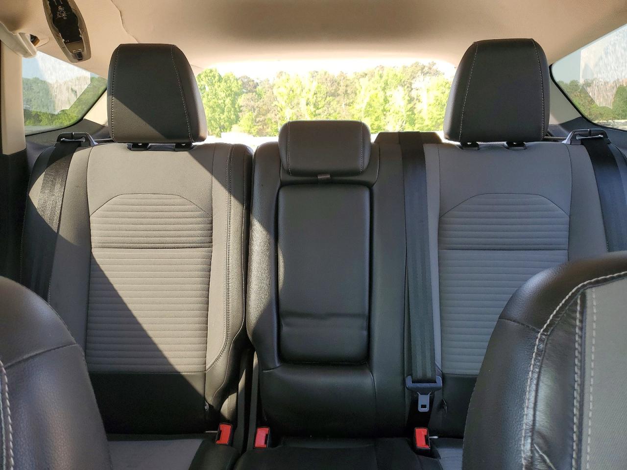 2017 FORD ESCAPE TITANIUM photo 10