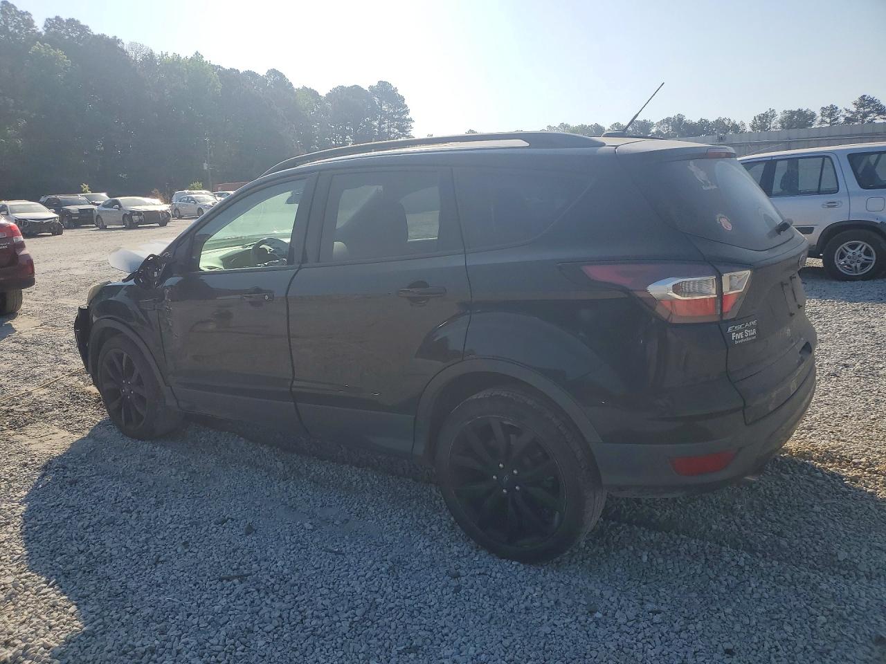 2017 FORD ESCAPE TITANIUM photo 2
