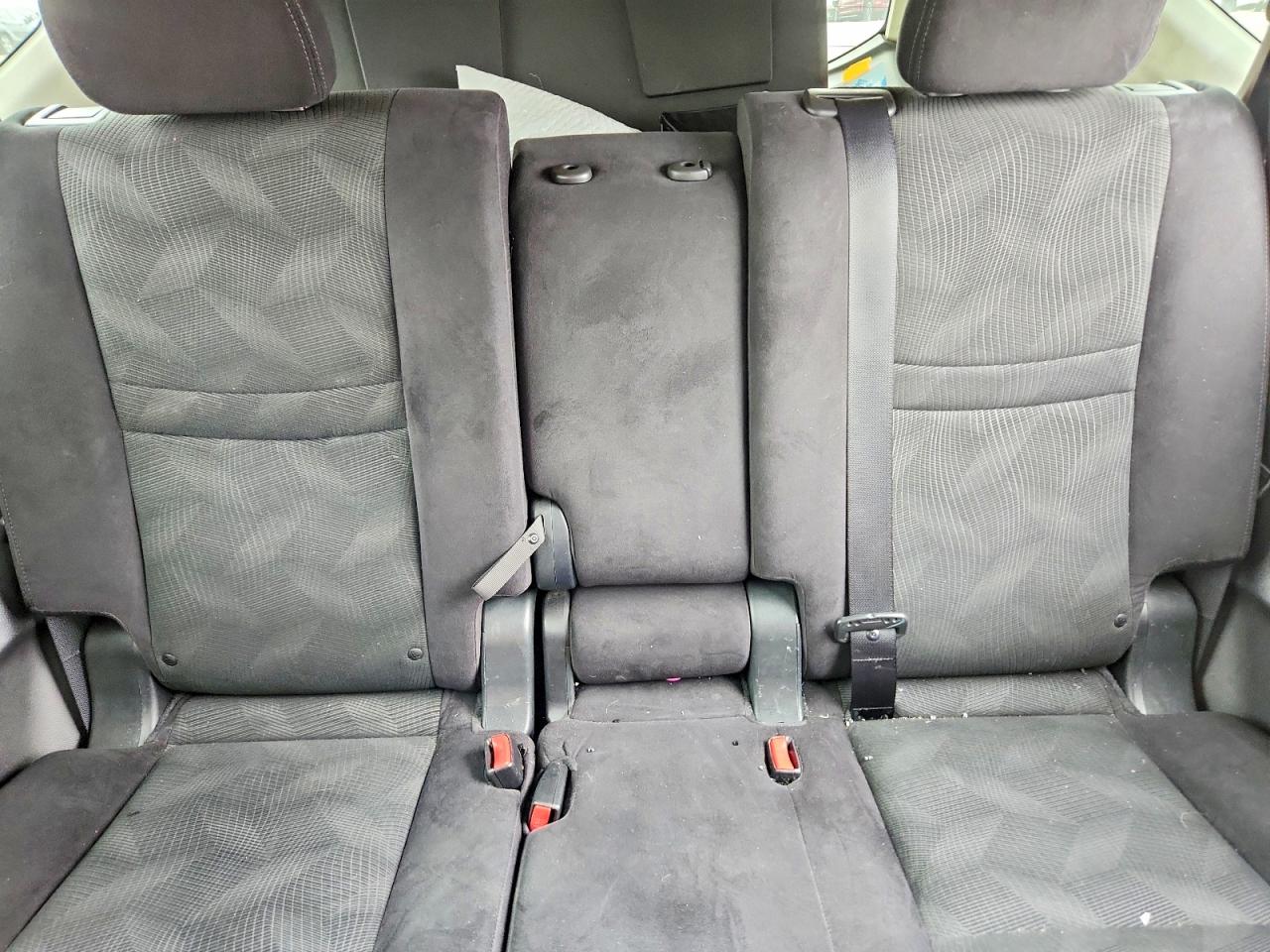 2014 NISSAN ROGUE SV photo 28