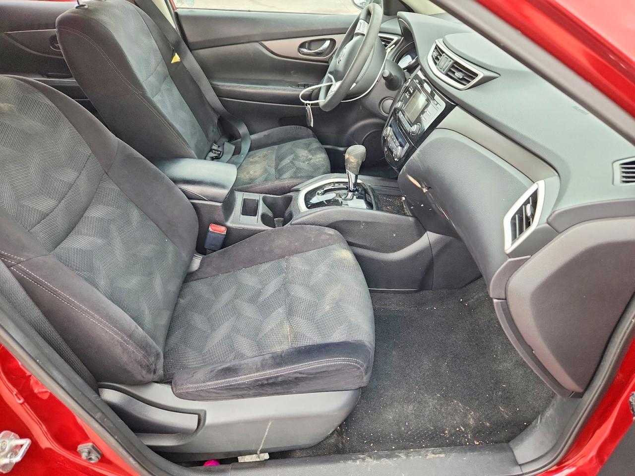 2014 NISSAN ROGUE SV photo 19