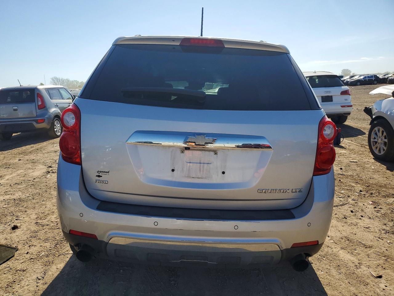 2015 CHEVROLET EQUINOX LTZ photo 11