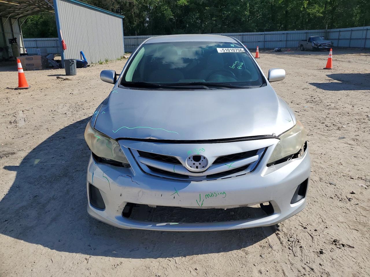 2011 TOYOTA COROLLA LE photo 9