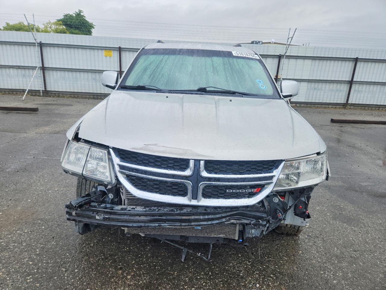 2013 DODGE JOURNEY SXT photo 9