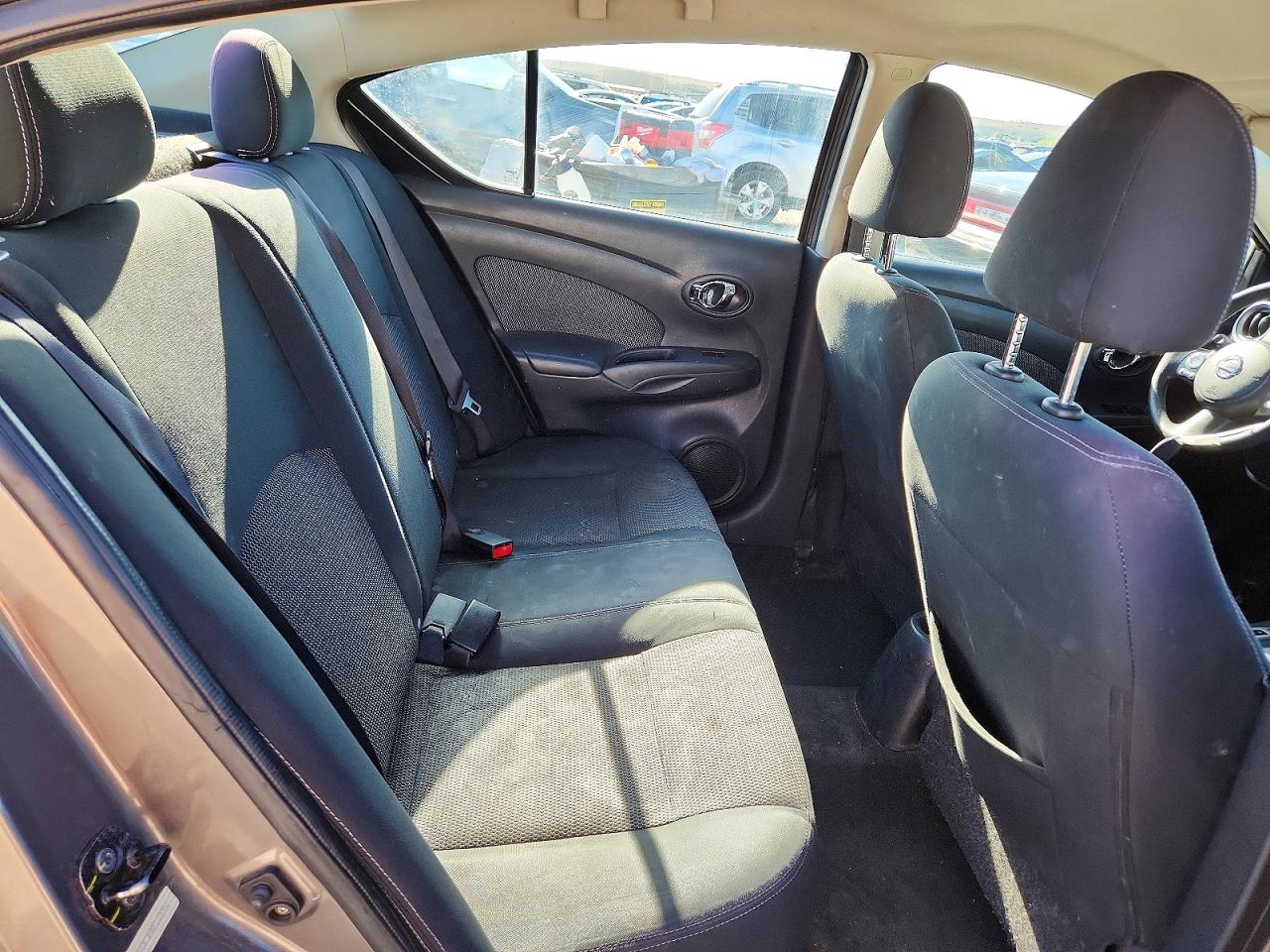 2014 NISSAN VERSA 1.6 S photo 19
