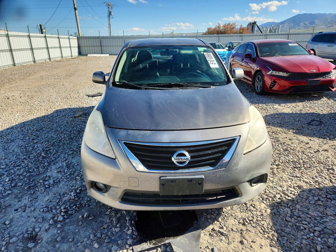 2014 NISSAN VERSA 1.6 S photo 9