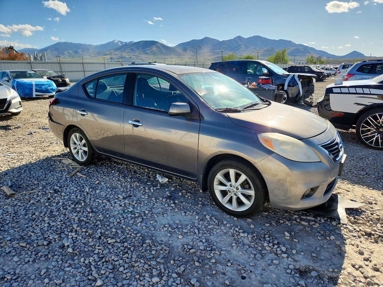 2014 NISSAN VERSA 1.6 S photo 7