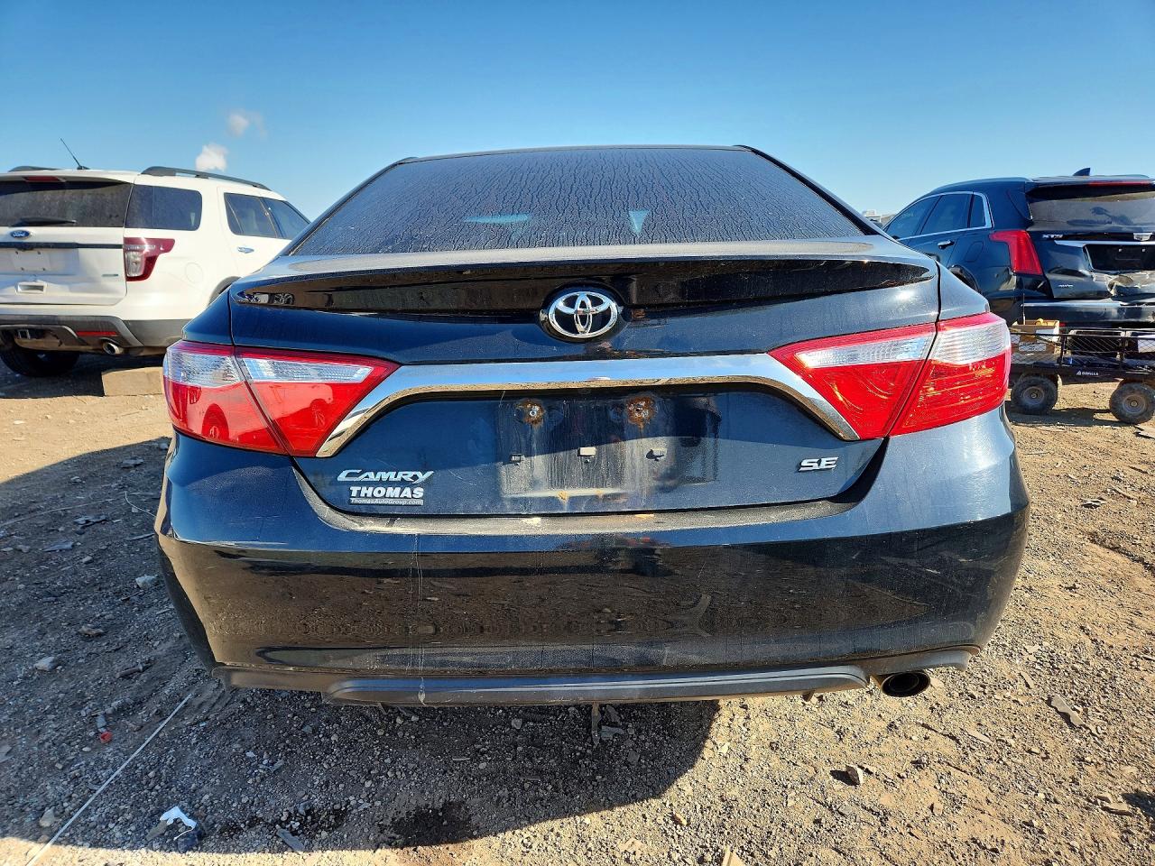 2016 TOYOTA CAMRY SE photo 11