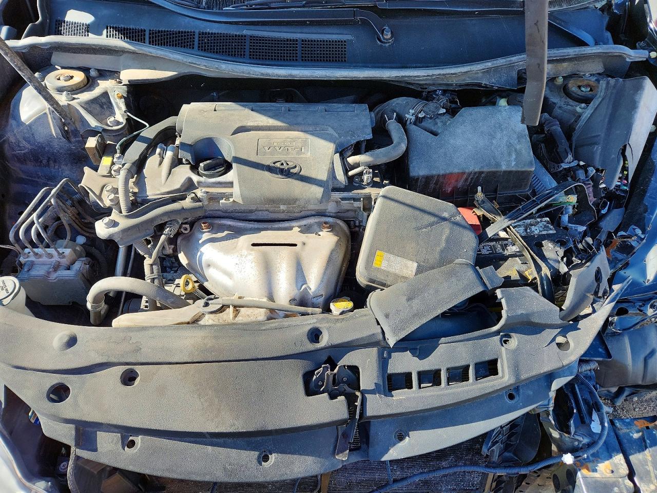 2016 TOYOTA CAMRY SE photo 21