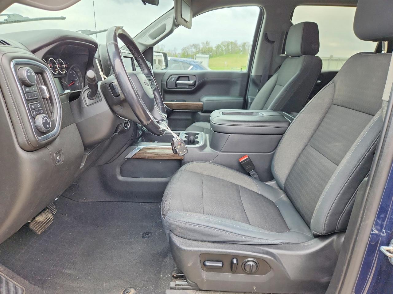 2019 CHEVROLET SILVERADO K1500 RST photo 13