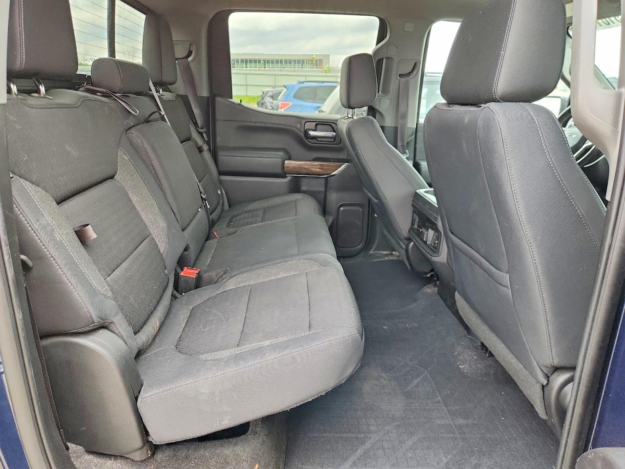 2019 CHEVROLET SILVERADO K1500 RST photo 19