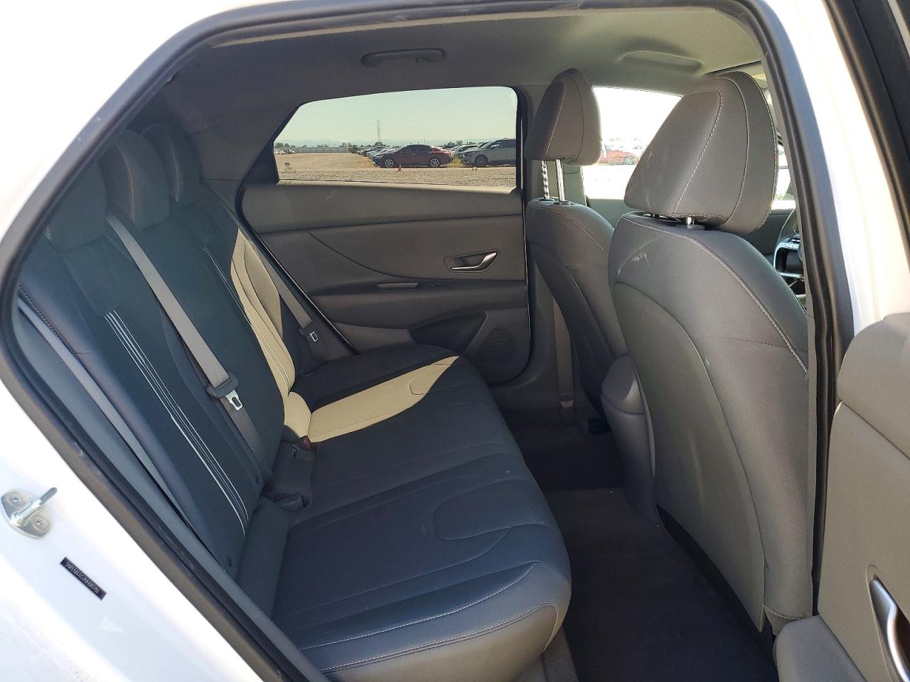 2022 HYUNDAI ELANTRA SEL photo 19