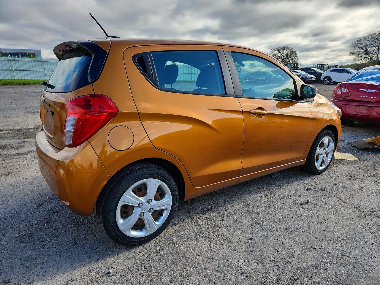 2019 CHEVROLET SPARK LS photo 5