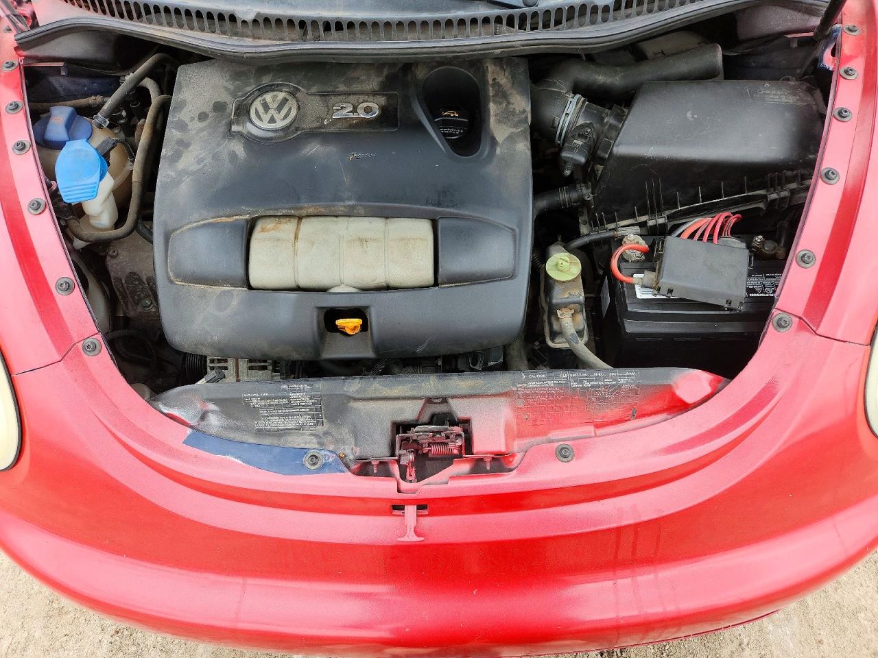 2004 VOLKSWAGEN NEW BEETLE GL photo 21