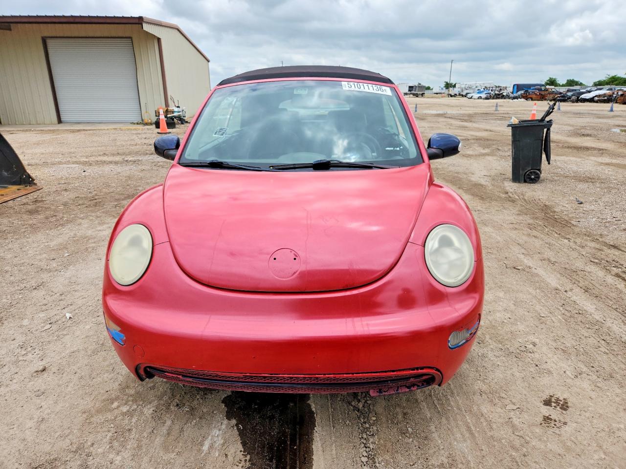 2004 VOLKSWAGEN NEW BEETLE GL photo 9