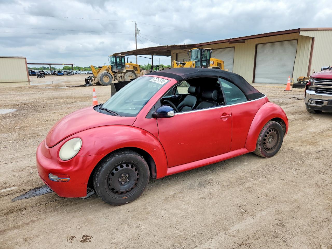 2004 VOLKSWAGEN NEW BEETLE