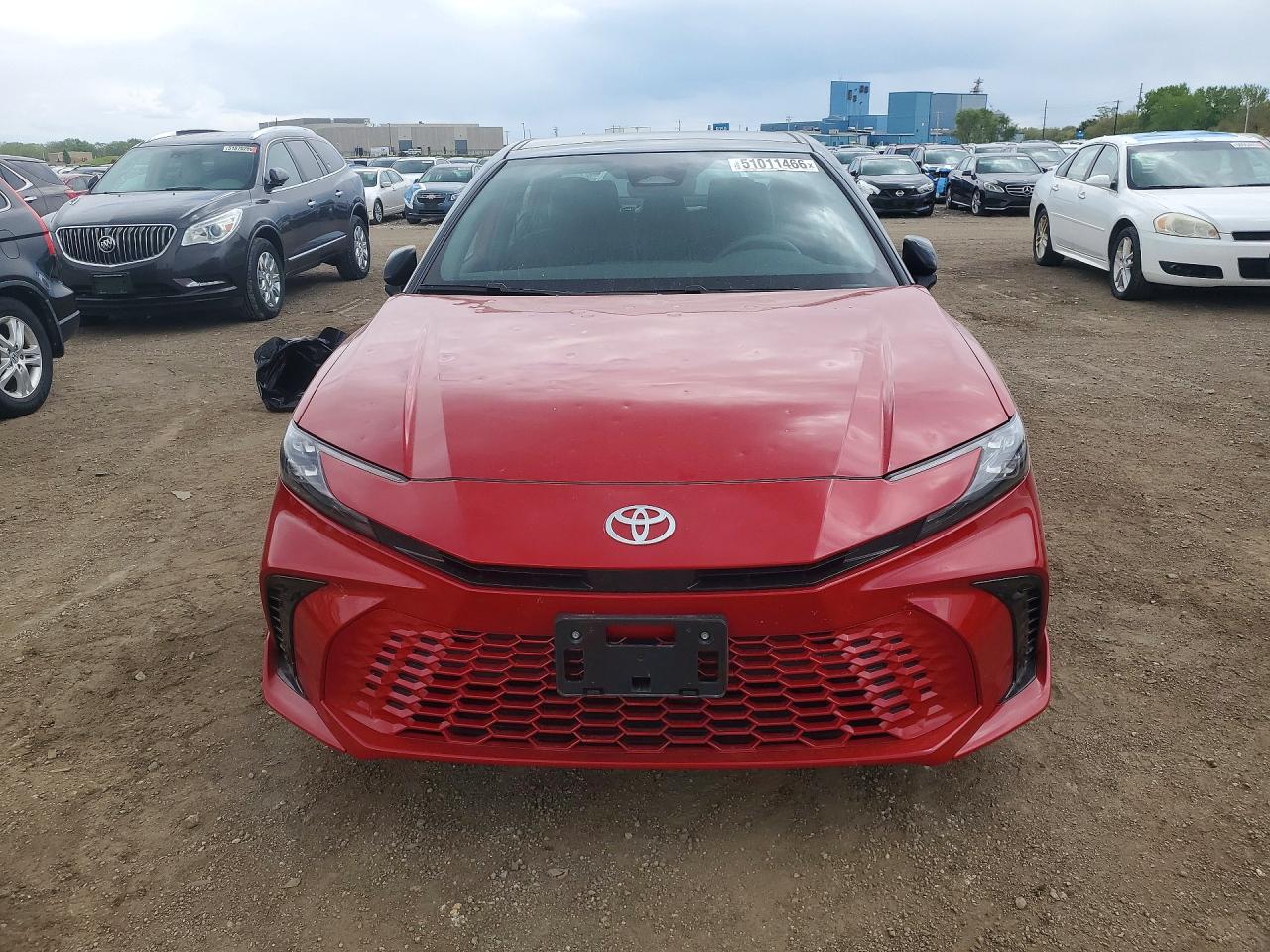 2025 TOYOTA CAMRY XSE photo 13