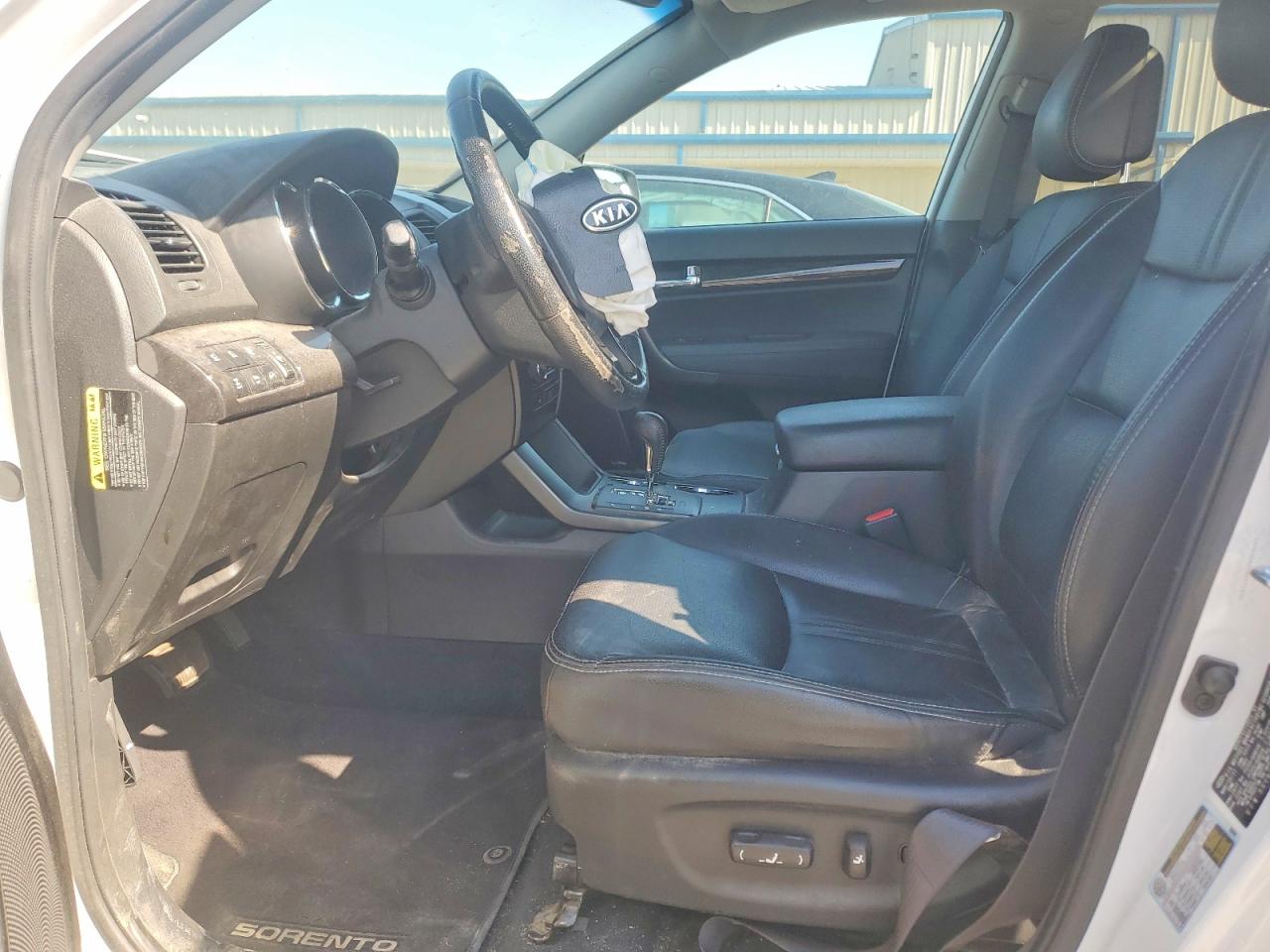 2011 KIA SORENTO EX photo 19