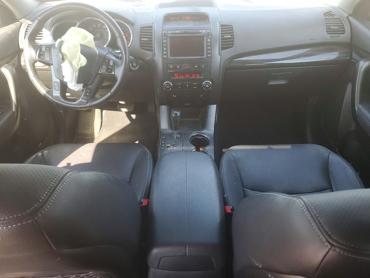 2011 KIA SORENTO EX photo 22